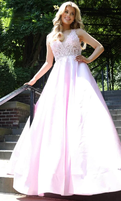 Colors Dress 2914 - Applique A-Line Prom Gown