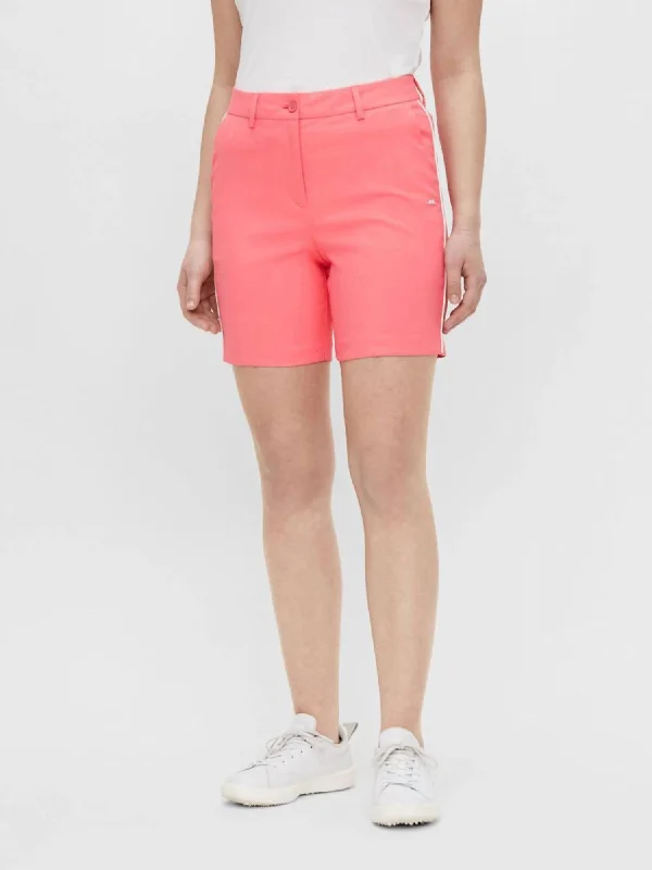 Gwen Golf Shorts In Tropical Coral