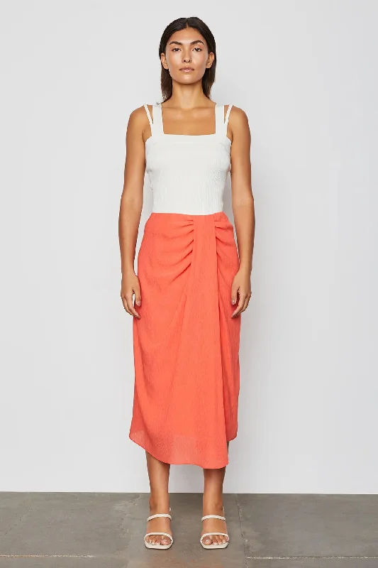 Nessa Skirt in Orange